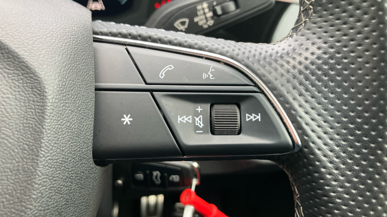 Audi Q3 35 TFSI S Line 5dr S Tronic Petrol Estate
